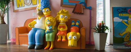 Simpsons figurer p Filmstaden Sergel